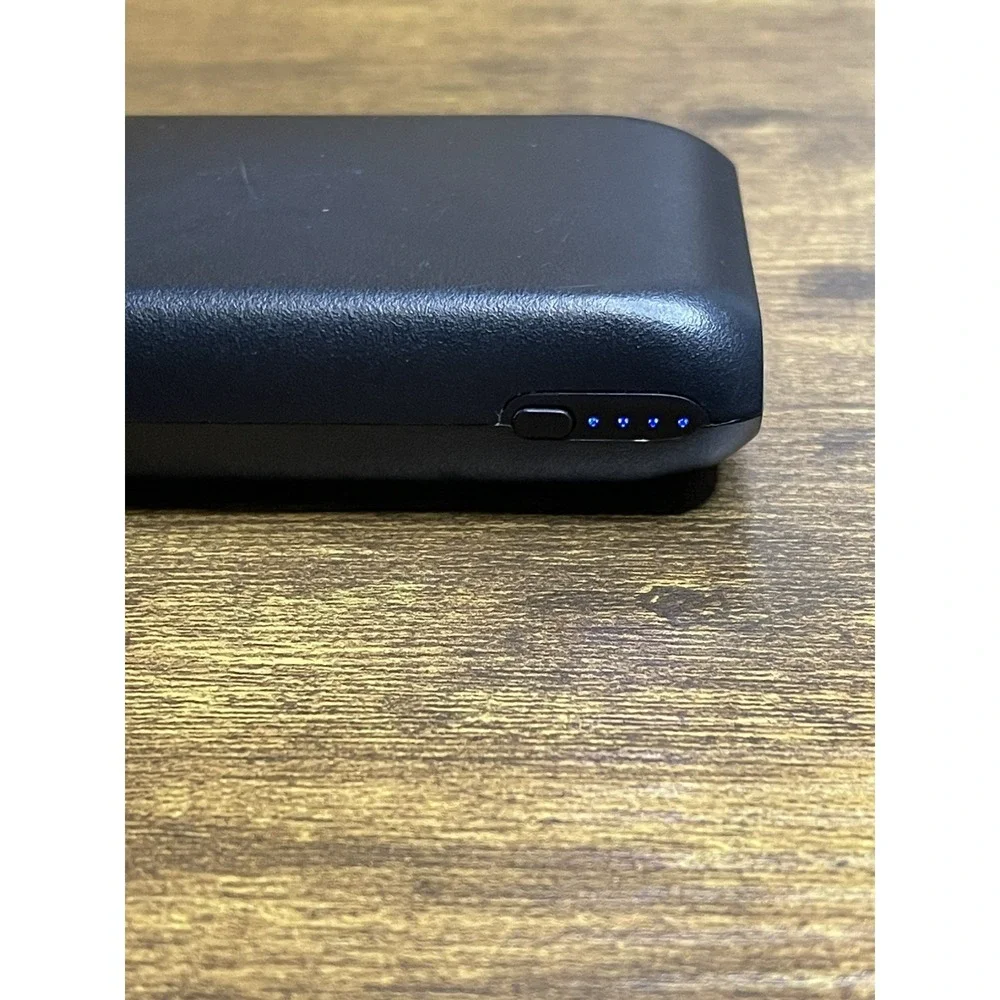 Onn Portable Dual-port Cell Phone Charger Model WIABLK100123415 (Charger only)